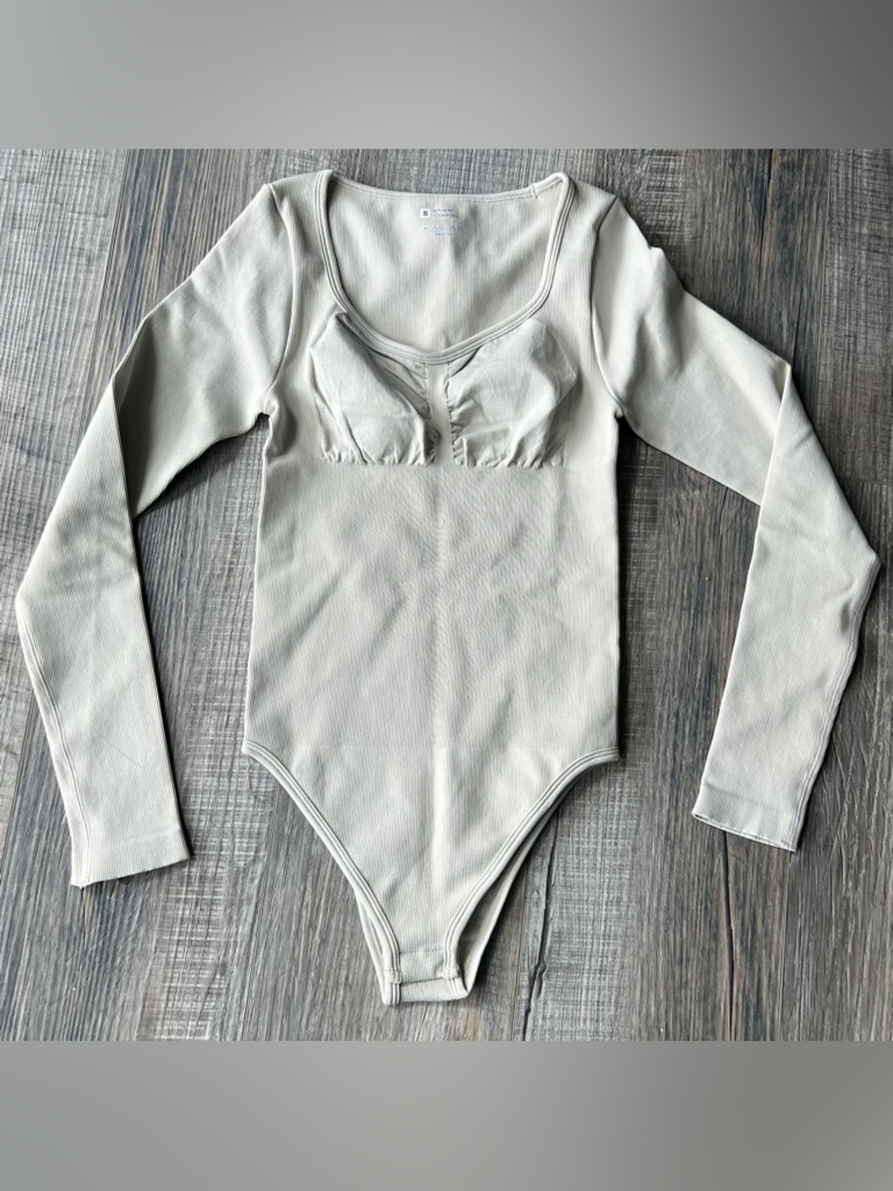 OQQ Womens Long Sleeve Bodysuit. Size Small